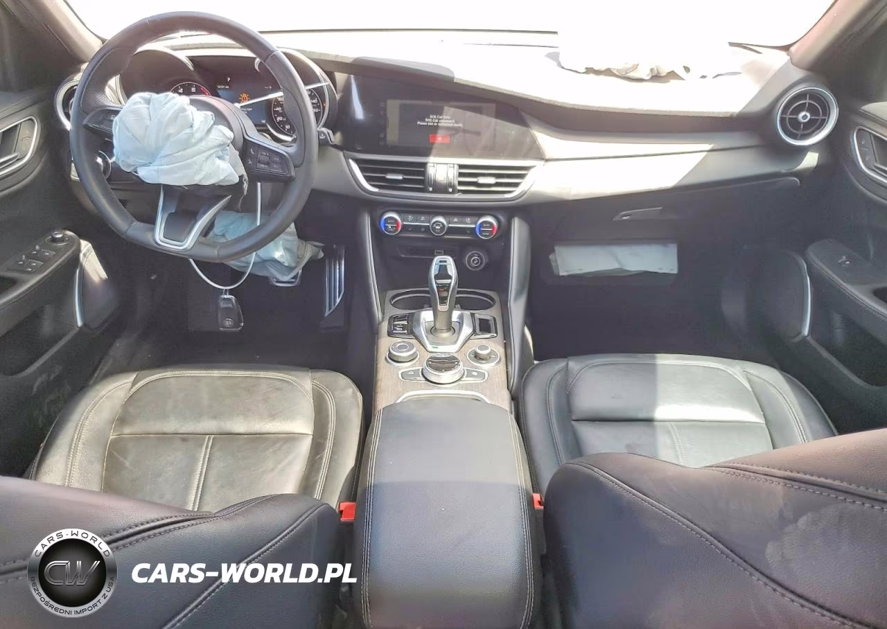 2023 Alfa Romeo Giulia Ti VIN:ZARFAMBN8P7666957 - 8