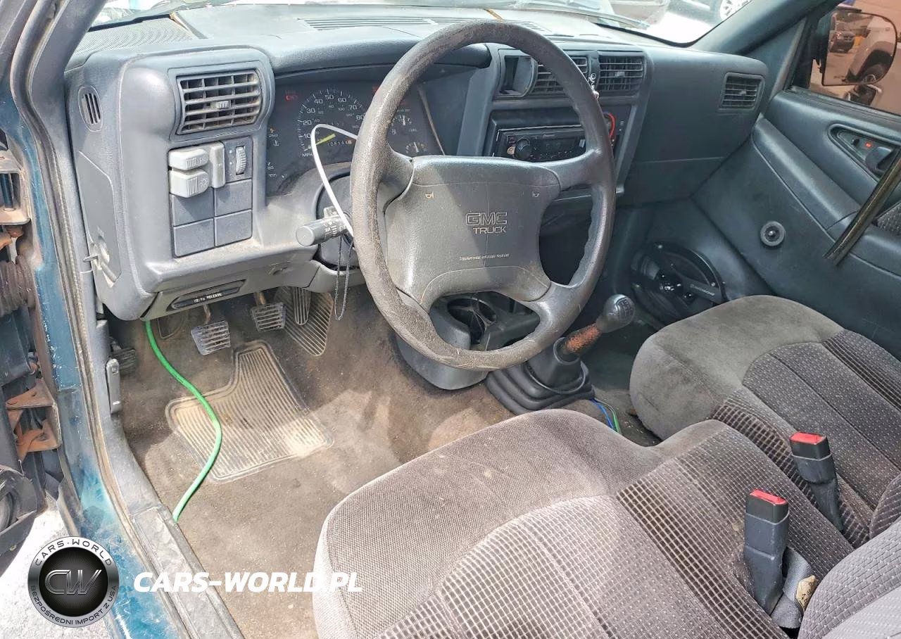 1997 GMC Sonoma VIN:1GTCS1445VK505523 - 8