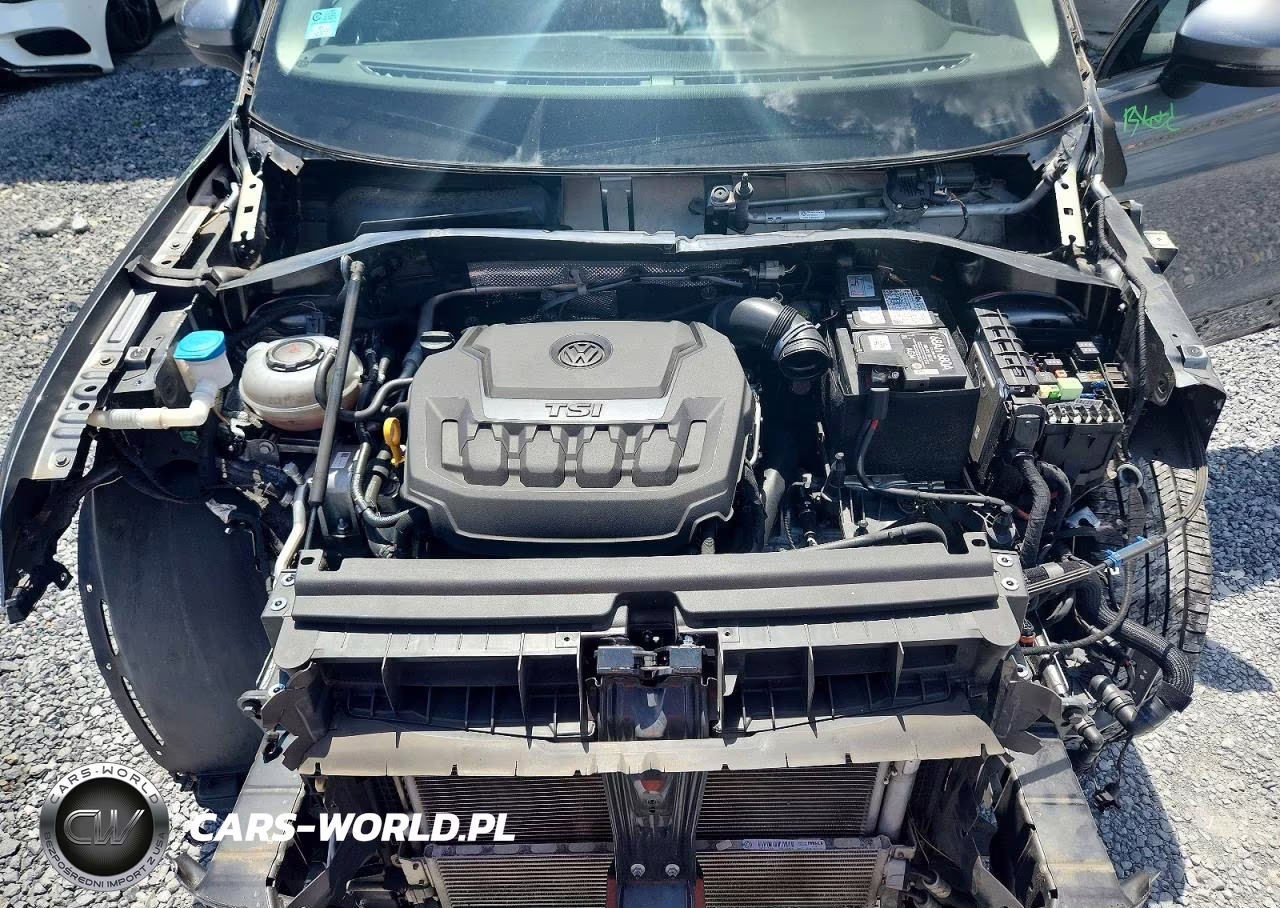 2018 Volkswagen Tiguan S VIN:3VV1B7AX3JM033481 - 11