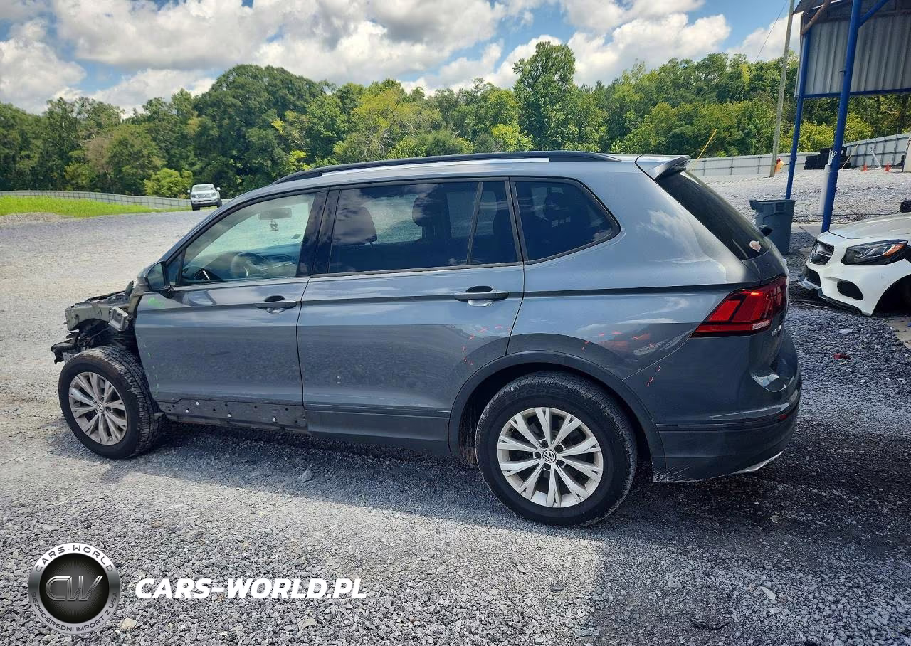2018 Volkswagen Tiguan S VIN:3VV1B7AX3JM033481 - 2