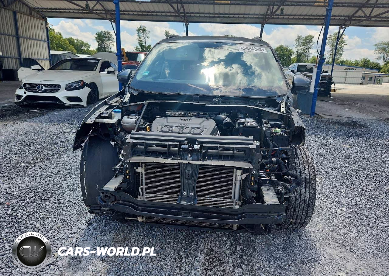 2018 Volkswagen Tiguan S VIN:3VV1B7AX3JM033481 - 5
