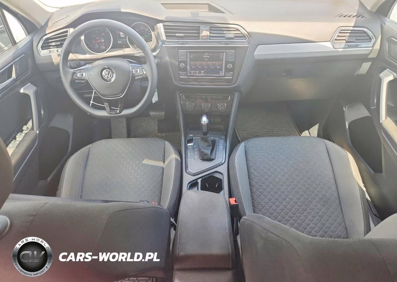 2018 Volkswagen Tiguan S VIN:3VV1B7AX3JM033481 - 8