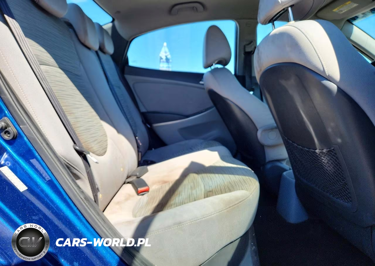2015 Hyundai Accent Gls VIN:KMHCT4AE7FU929492 - 10