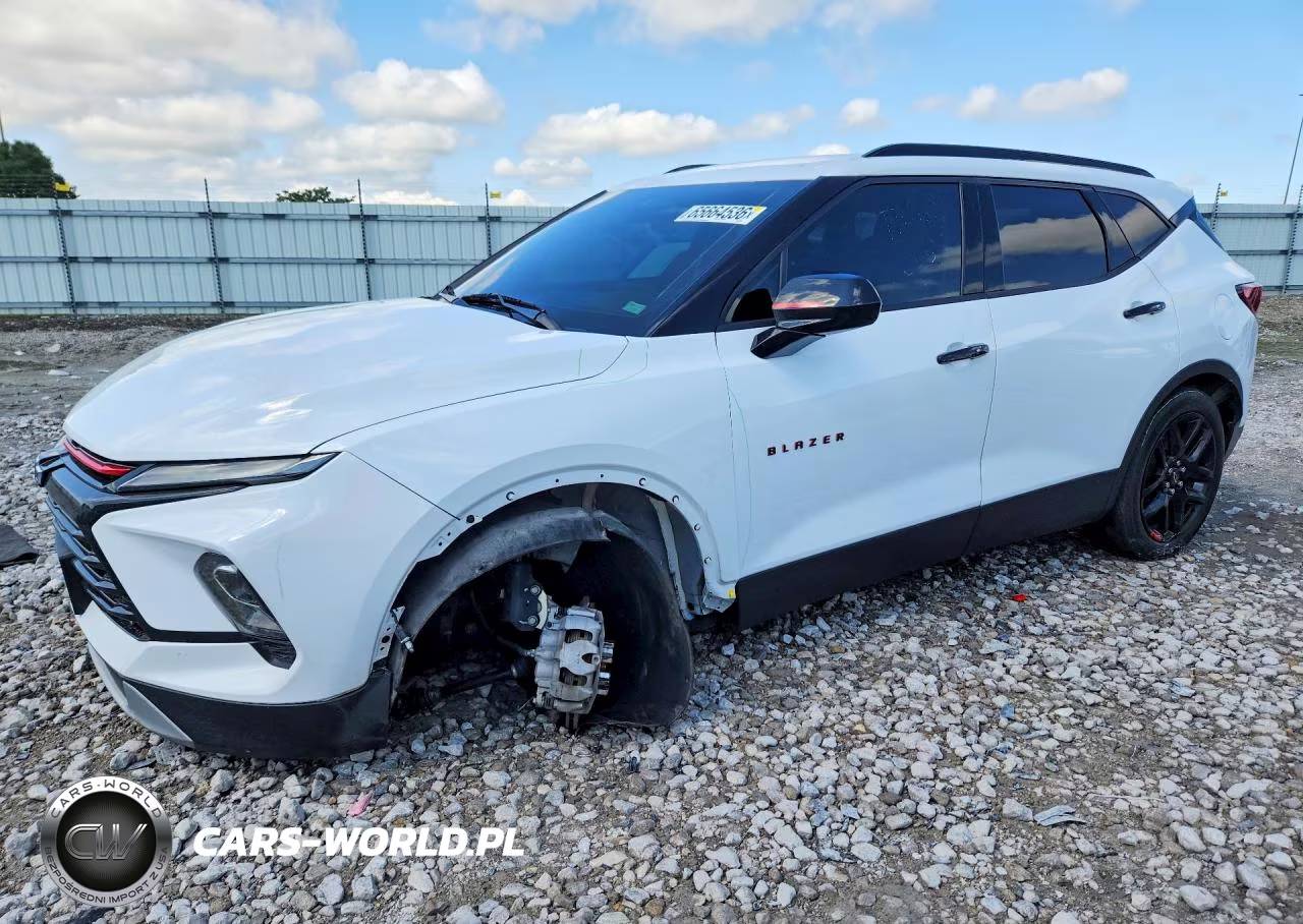2024 Chevrolet Blazer 2Lt VIN:3GNKBCR44RS245827 - 1