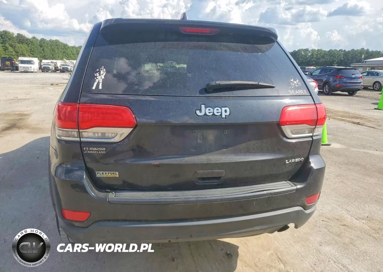 2015 Jeep Grand Cherokee Laredo VIN:1C4RJEAG6FC901314 - 6