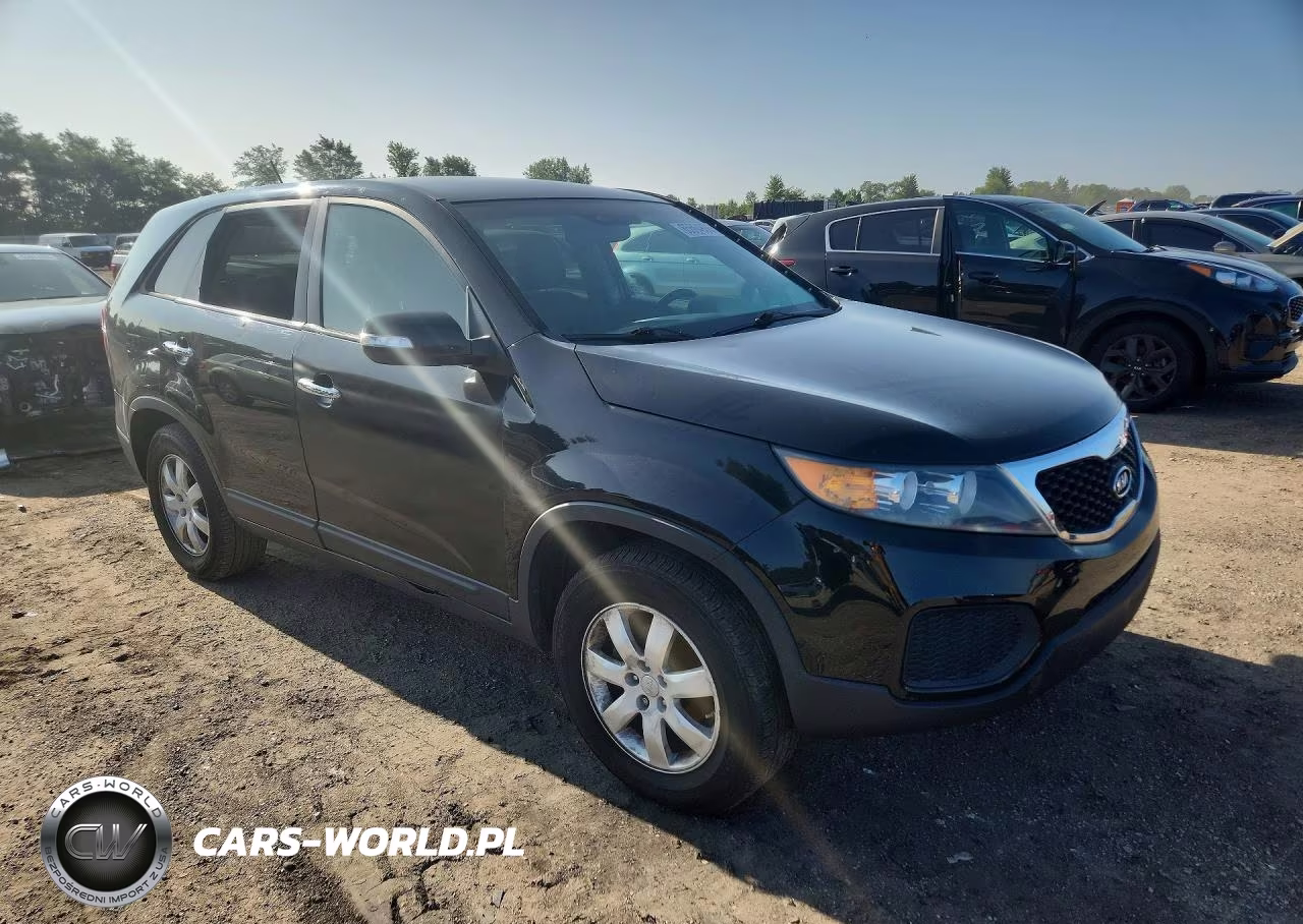 2012 Kia Sorento Lx VIN:5XYKT3A14CG246363 - 4