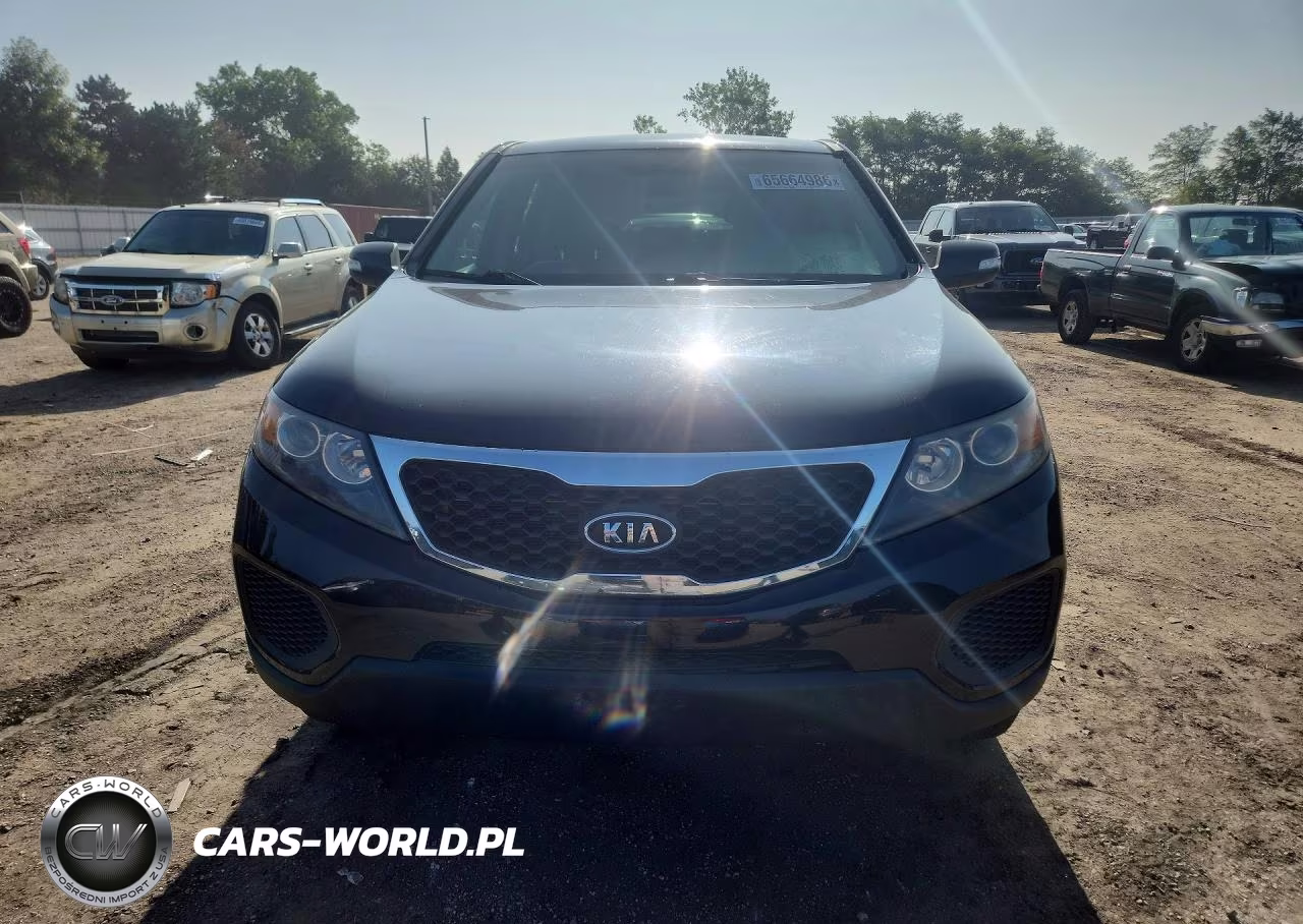 2012 Kia Sorento Lx VIN:5XYKT3A14CG246363 - 5