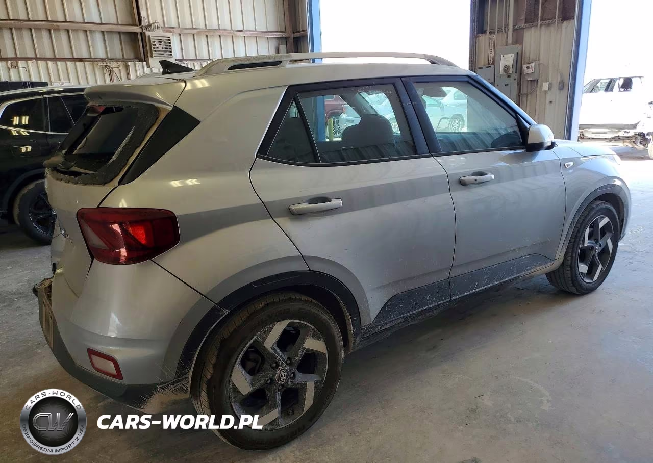2020 Hyundai Venue Sel VIN:KMHRC8A33LU024792 - 3