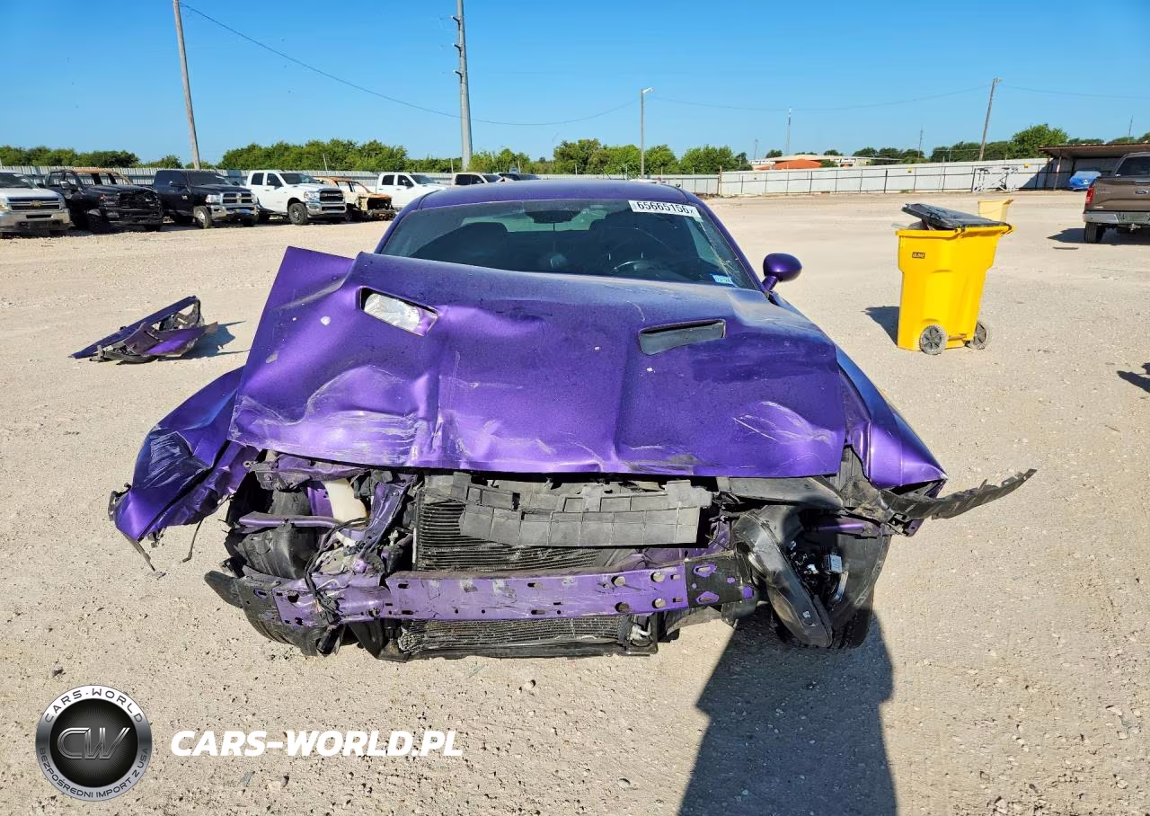 2019 Dodge Challenger Sxt VIN:2C3CDZAGXKH632542 - 5