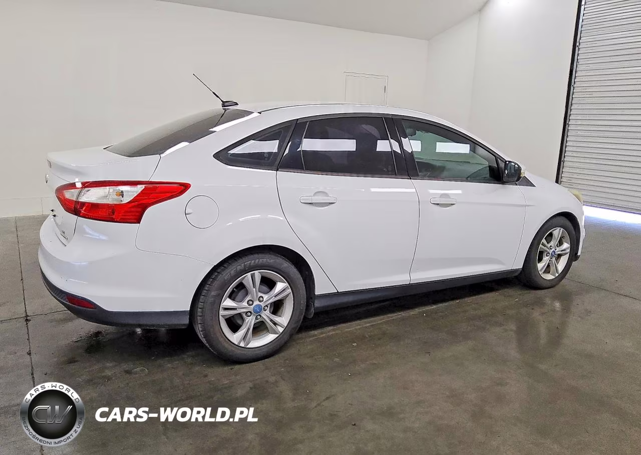 2013 Ford Focus Se VIN:1FADP3F26DL195281 - 3
