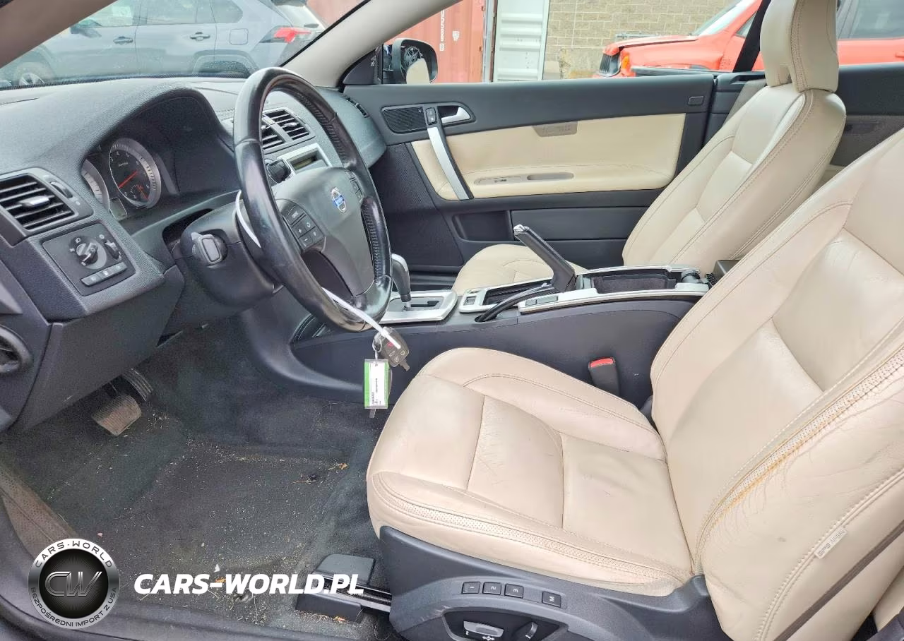 2012 Volvo C70 T5 VIN:YV1672MC7CJ126256 - 7