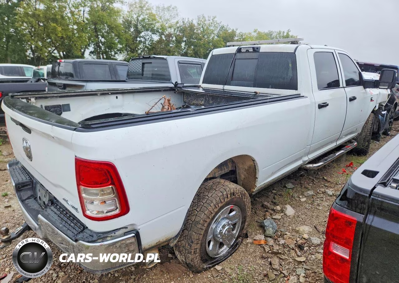 2023 Ram 2500 Tradesman VIN:3C6UR5HLXPG659977 - 3