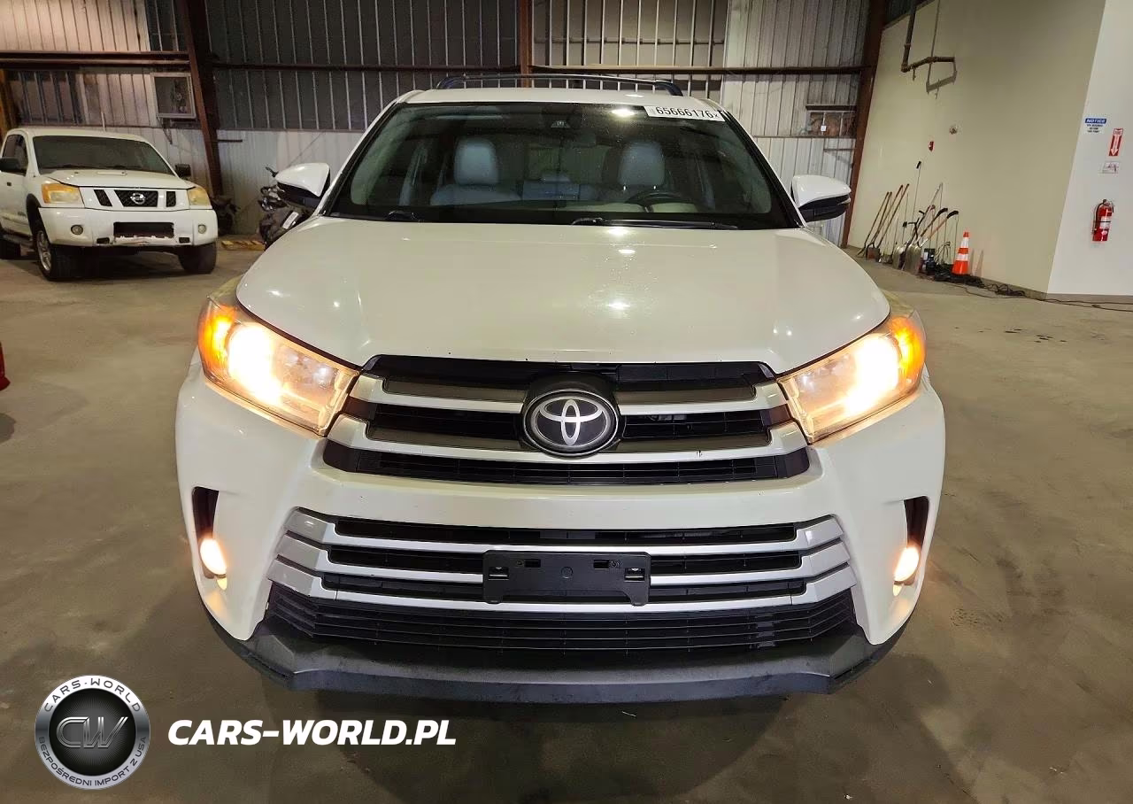 2017 Toyota Highlander Le Plus VIN:5TDBZRFH1HS363576 - 5