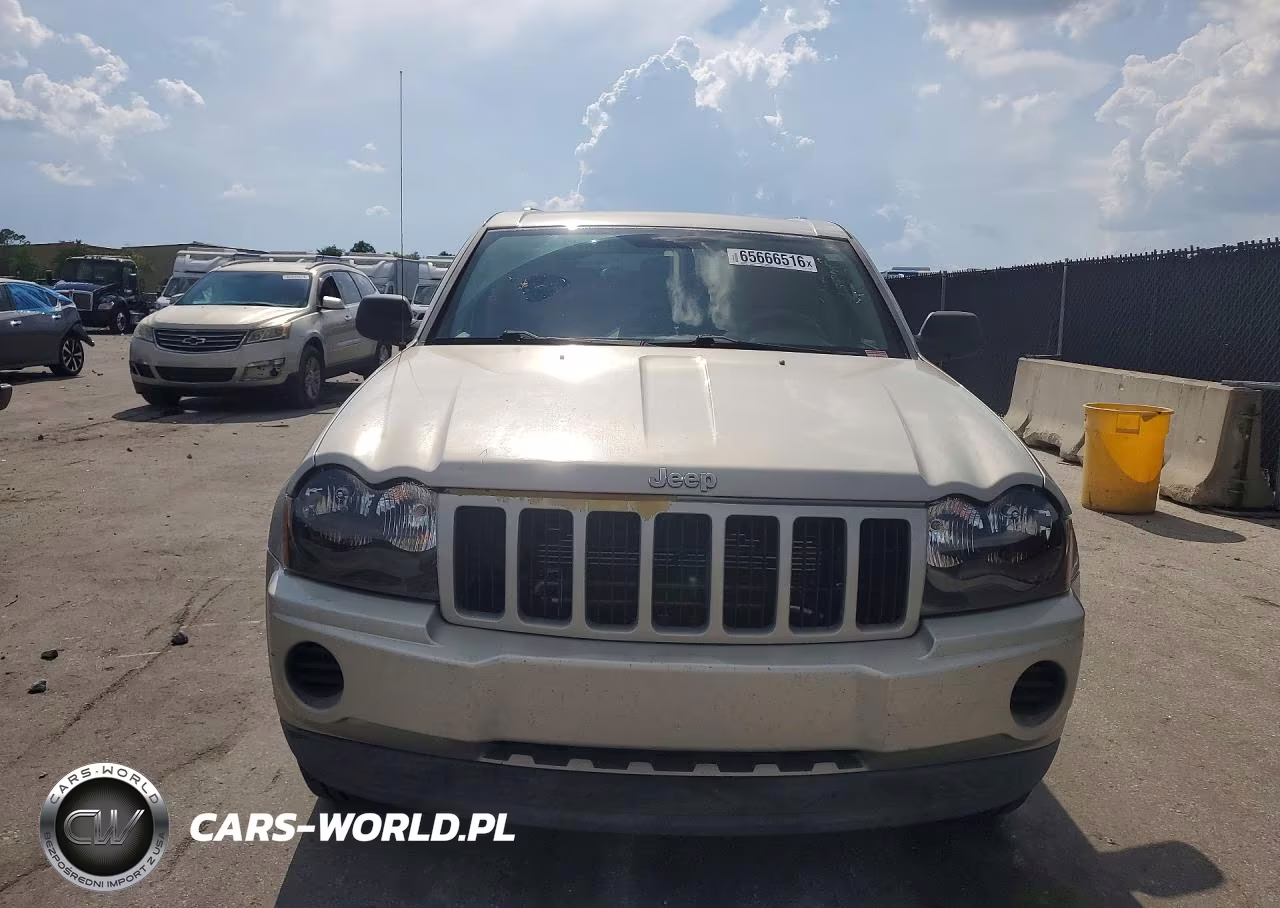 2007 Jeep Grand Cherokee Laredo VIN:1J8GS48K97C656740 - 5