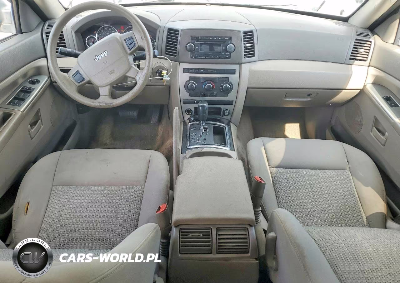 2007 Jeep Grand Cherokee Laredo VIN:1J8GS48K97C656740 - 8