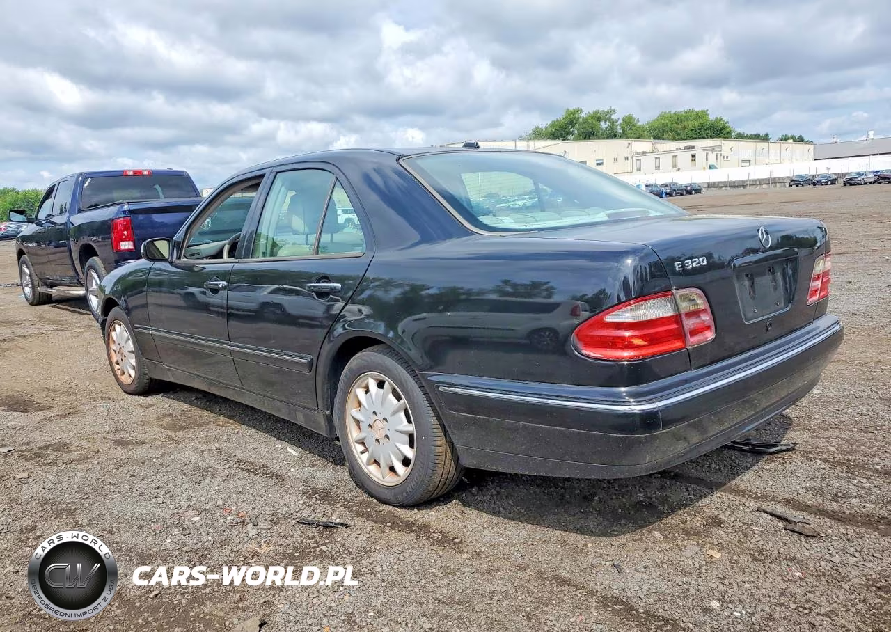2001 Mercedes-Benz E 320 VIN:WDBJF65J01B340485 - 2