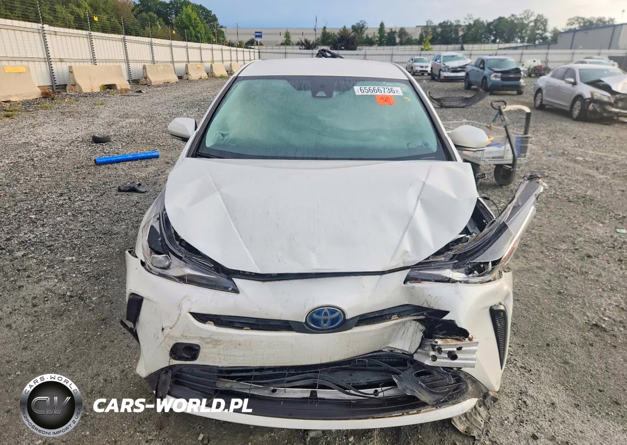 2022 Toyota Prius Le VIN:JTDKAMFU2N3156585 - 5