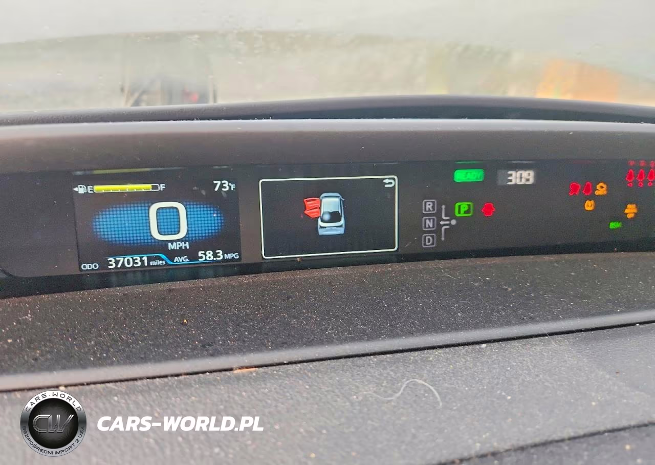 2022 Toyota Prius Le VIN:JTDKAMFU2N3156585 - 9