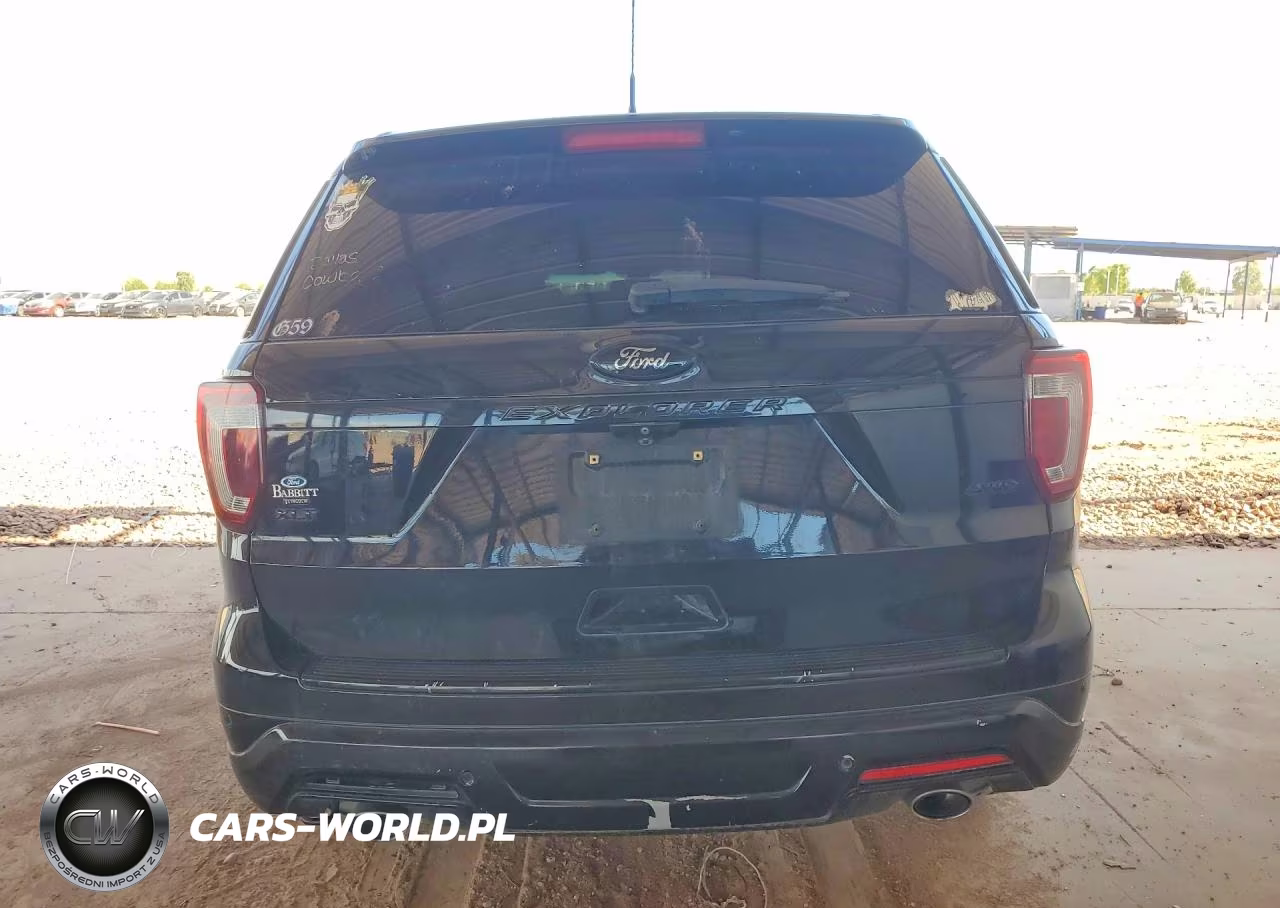 2018 Ford Explorer Xlt VIN:1FM5K8D86JGB60385 - 6