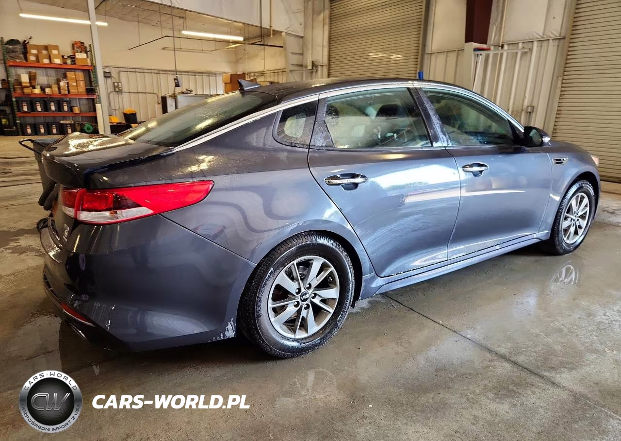 2017 Kia Optima Lx VIN:5XXGT4L11HG133815 - 3