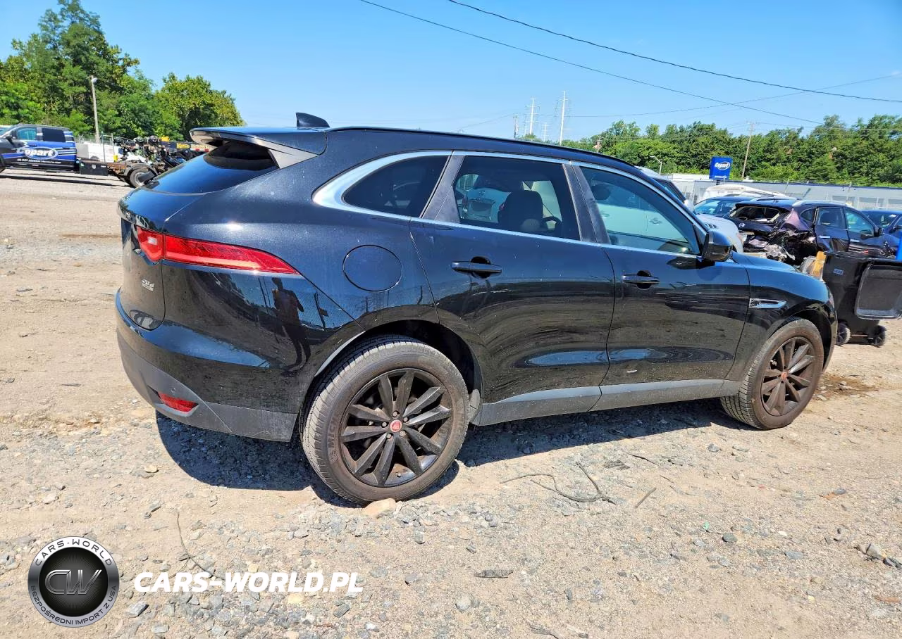 2017 Jaguar F-Pace Prestige VIN:SADCK2BNXHA493093 - 3