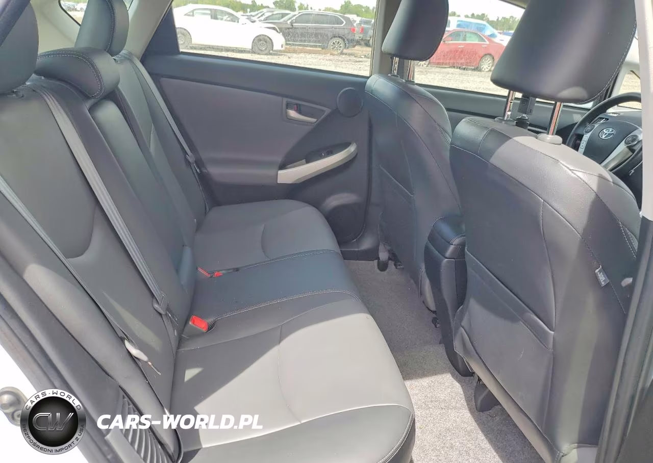 2015 Toyota Prius Five VIN:JTDKN3DU5F0451636 - 10
