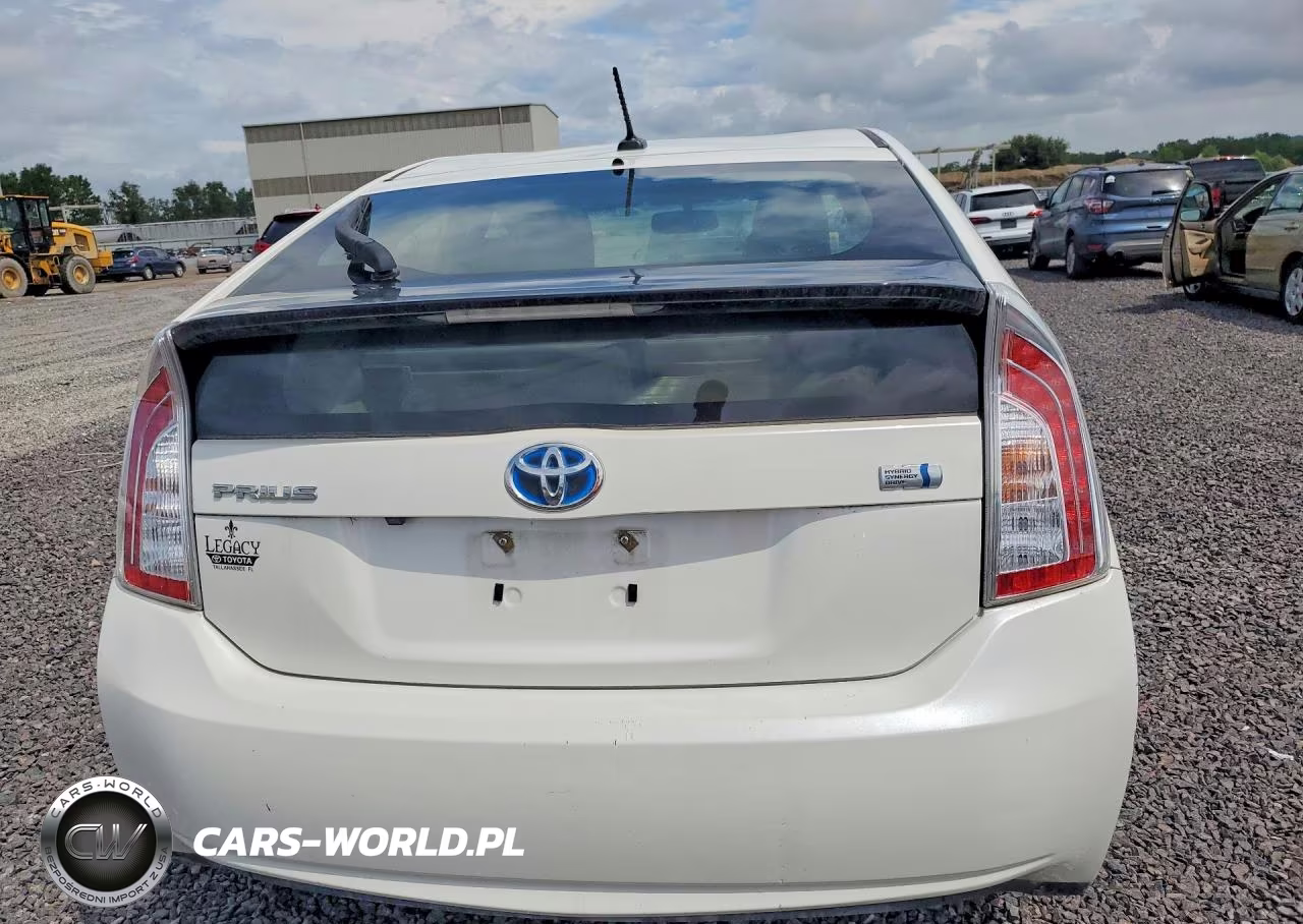 2015 Toyota Prius Five VIN:JTDKN3DU5F0451636 - 6