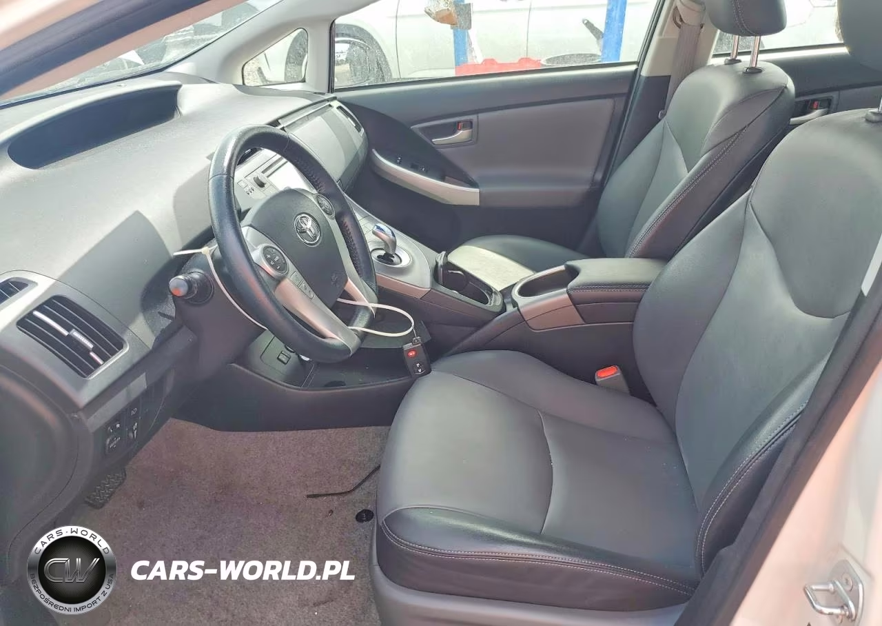2015 Toyota Prius Five VIN:JTDKN3DU5F0451636 - 7