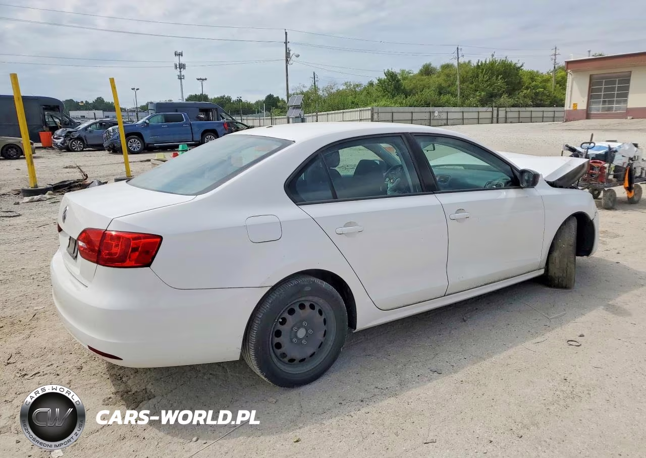 2011 Volkswagen Jetta Base VIN:3VW2K7AJ7BM017698 - 3
