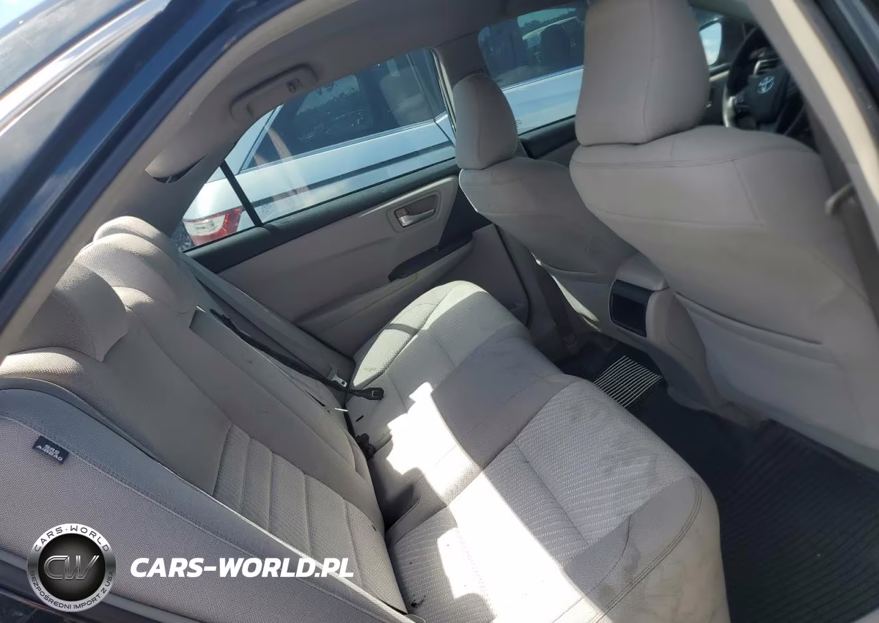 2015 Toyota Camry Le VIN:4T4BF1FK1FR449762 - 10
