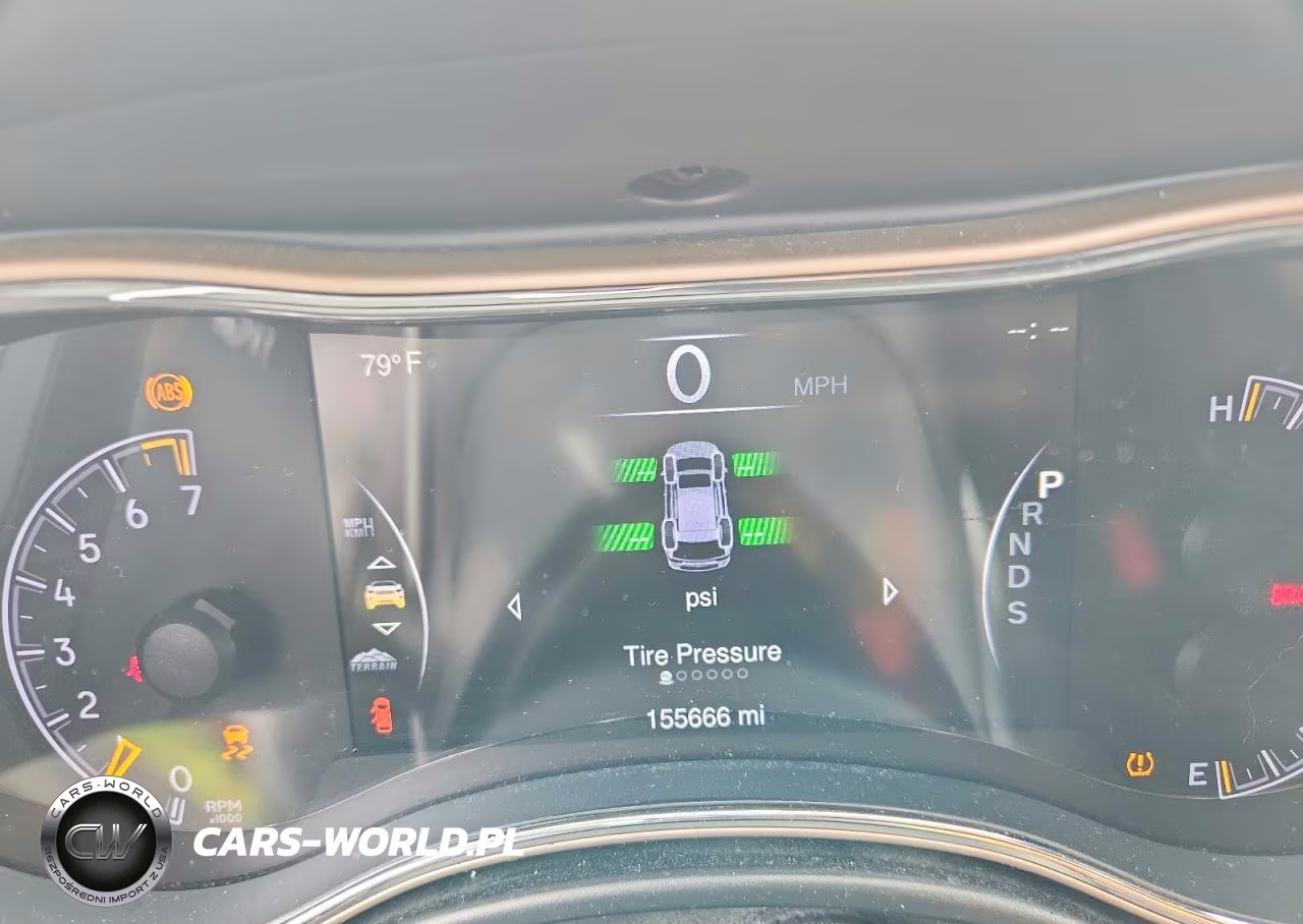 2015 Jeep Grand Cherokee Overland VIN:1C4RJFCG7FC740927 - 9