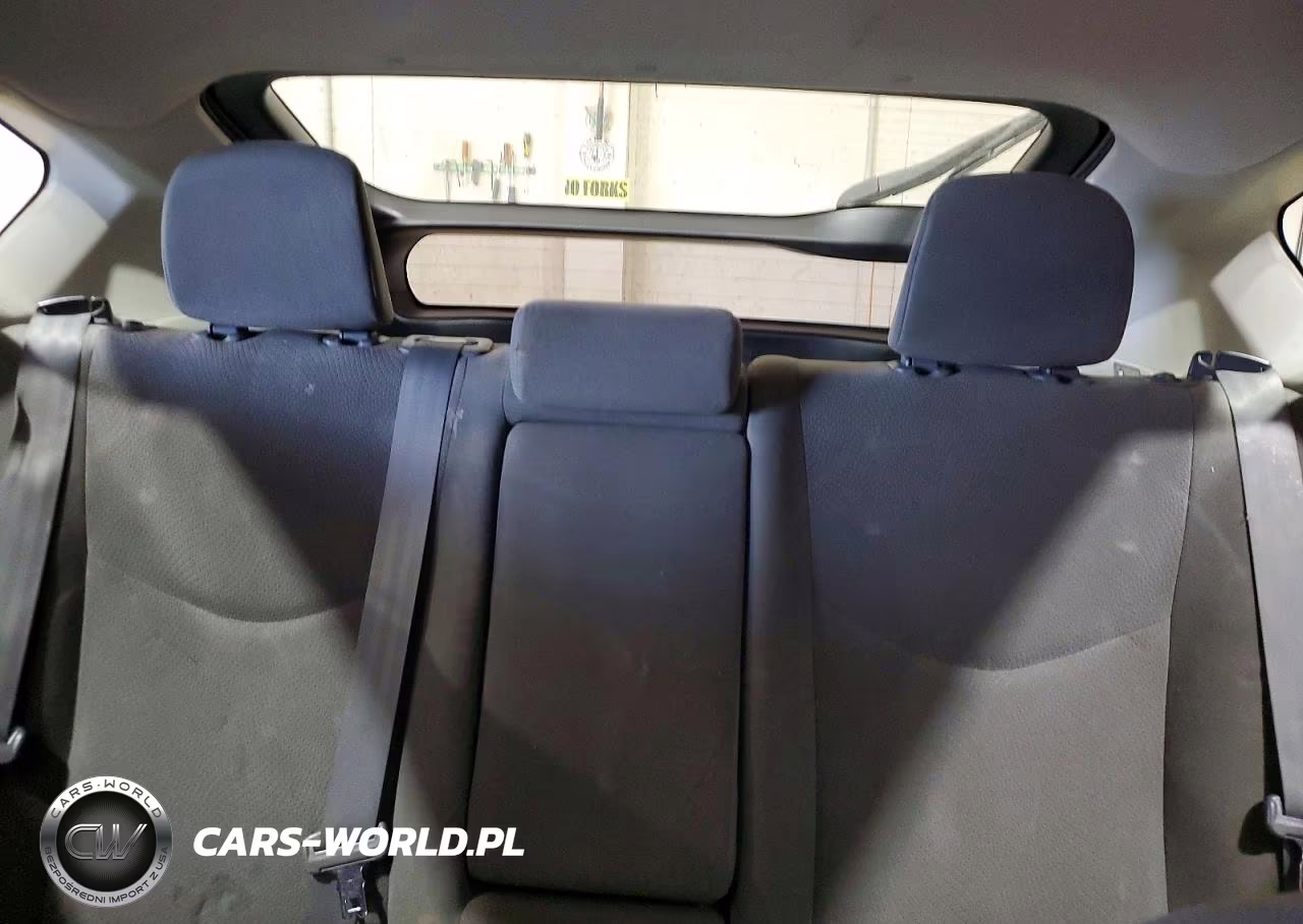 2011 Toyota Prius Two VIN:JTDKN3DU2B0310999 - 10