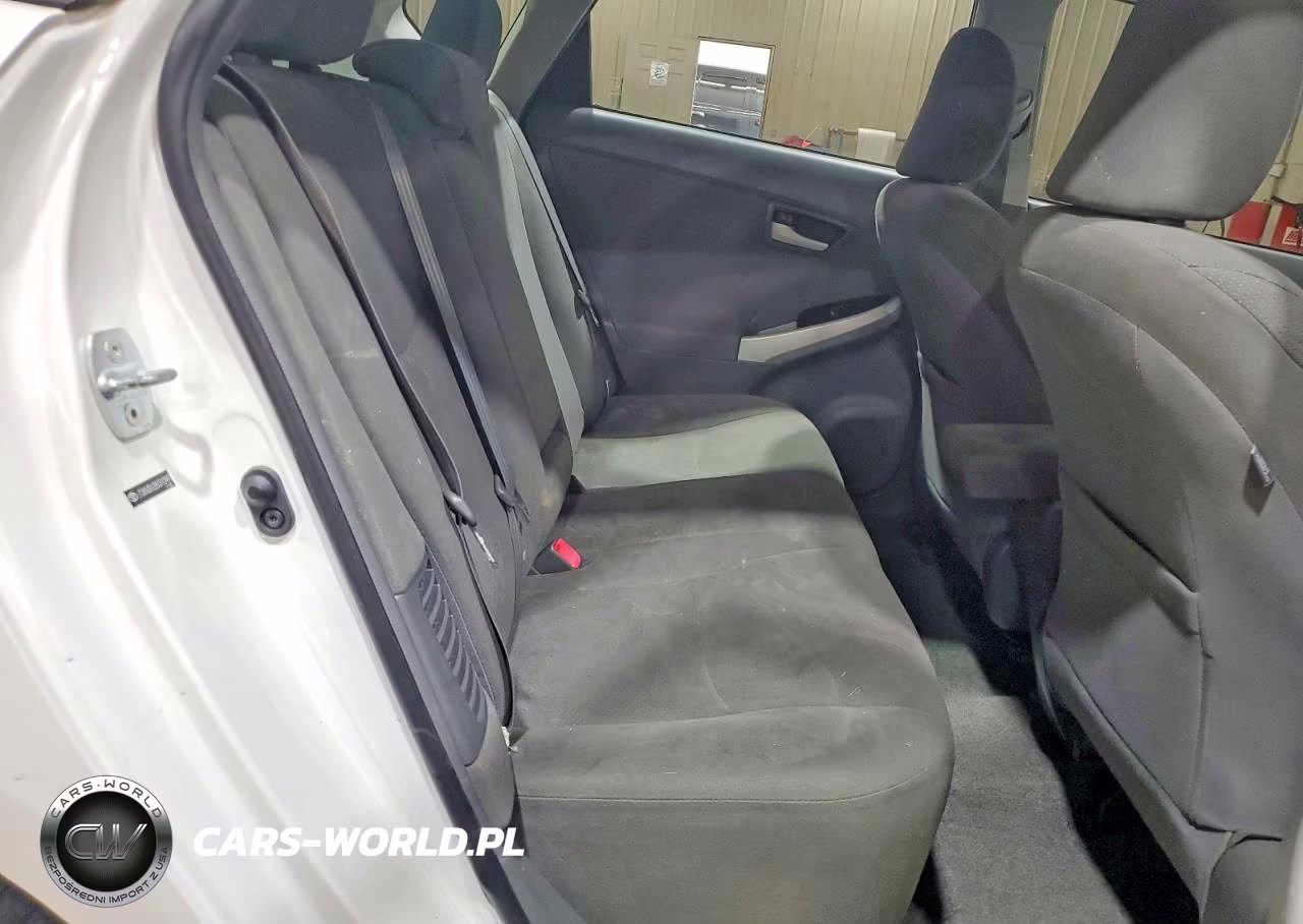 2011 Toyota Prius Two VIN:JTDKN3DU2B0310999 - 11