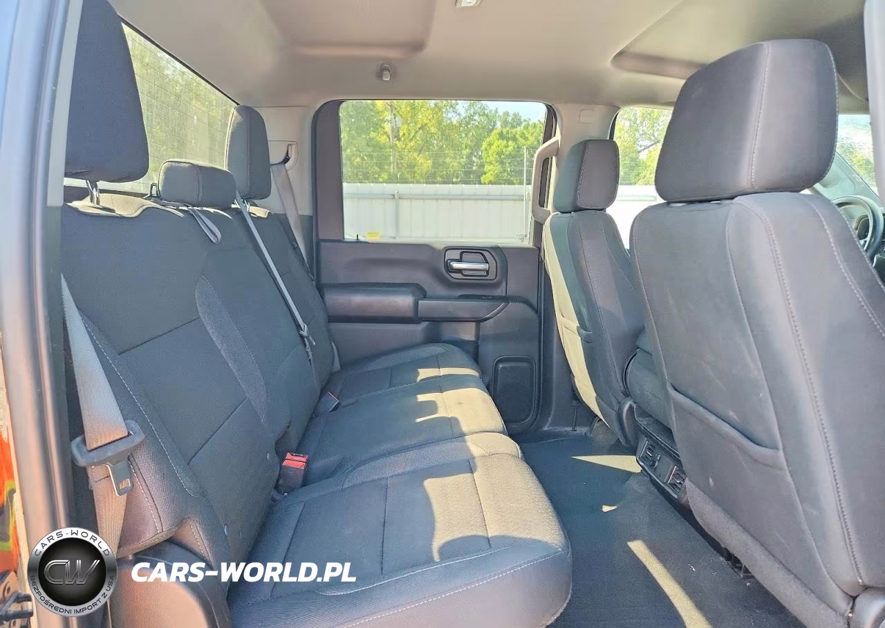 2024 Chevrolet Silverado K2500 Custom VIN:1GC4YMEY2RF357626 - 10