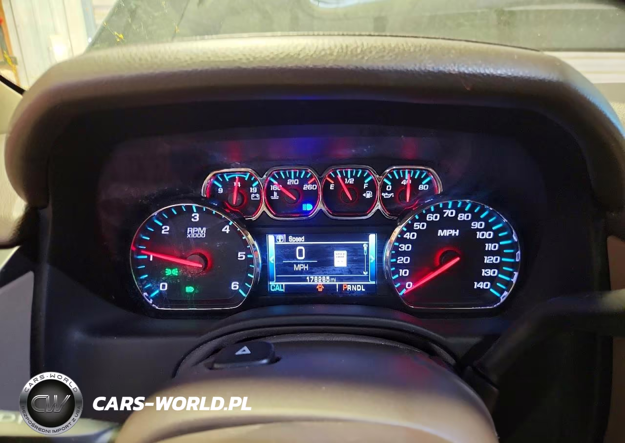 2018 GMC Yukon Xl C1500 Slt VIN:1GKS1GKCXJR375868 - 9