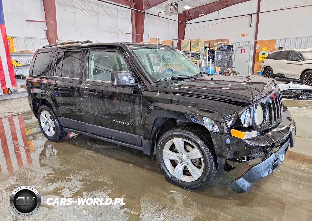 2014 Jeep Patriot Latitude VIN:1C4NJPFA1ED520154 - 4