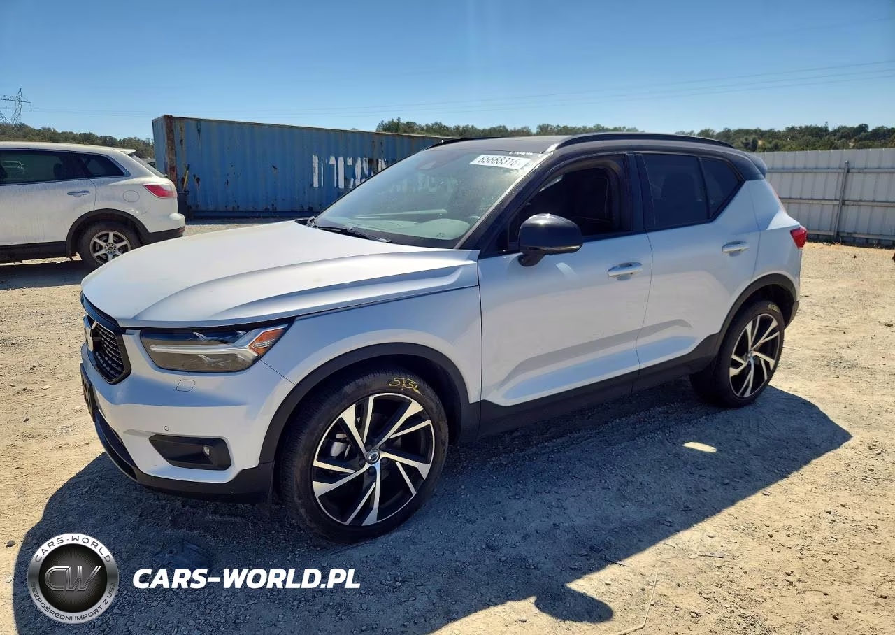 2021 Volvo Xc40 T5 R-Design