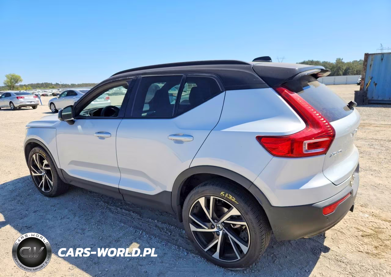 2021 Volvo Xc40 T5 R-Design VIN:YV4162UMXM2605551 - 2