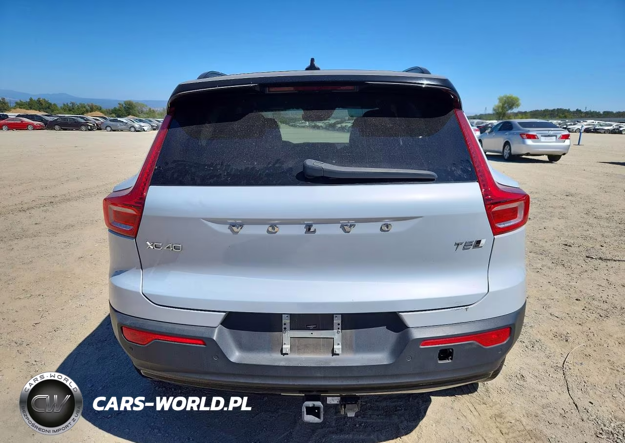 2021 Volvo Xc40 T5 R-Design VIN:YV4162UMXM2605551 - 6