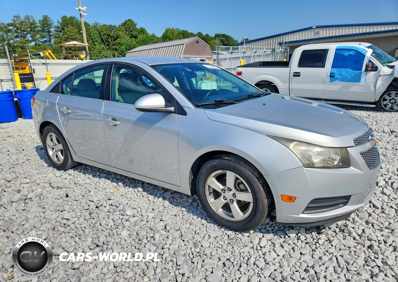2014 Chevrolet Cruze Lt VIN:1G1PC5SB4E7136012 - 4