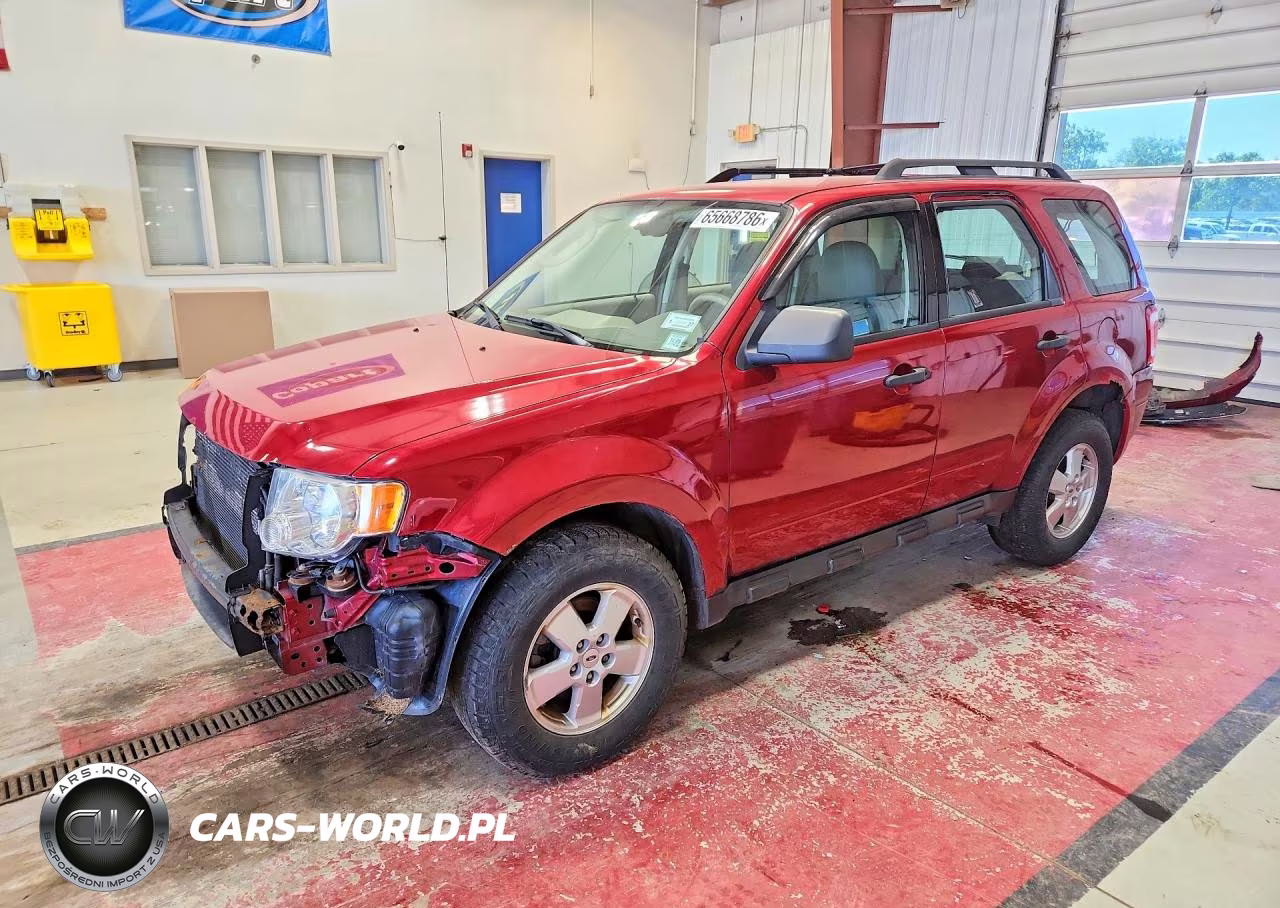 2010 Ford Escape Xls – zdjęcie 1 z 13