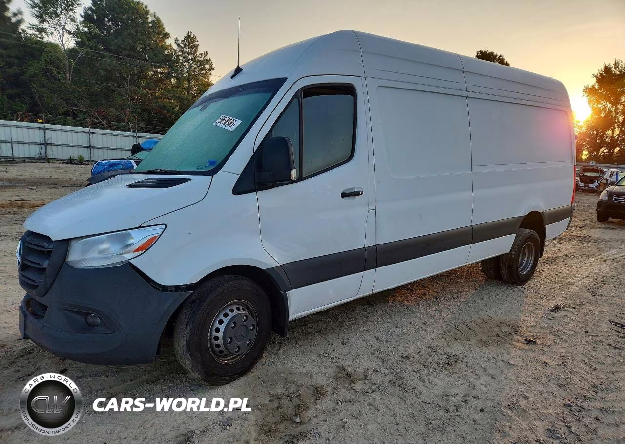 2024 Mercedes-Benz Sprinter 3500 Delivery Van VIN:W1Y5NCHY5RT184443 - 1