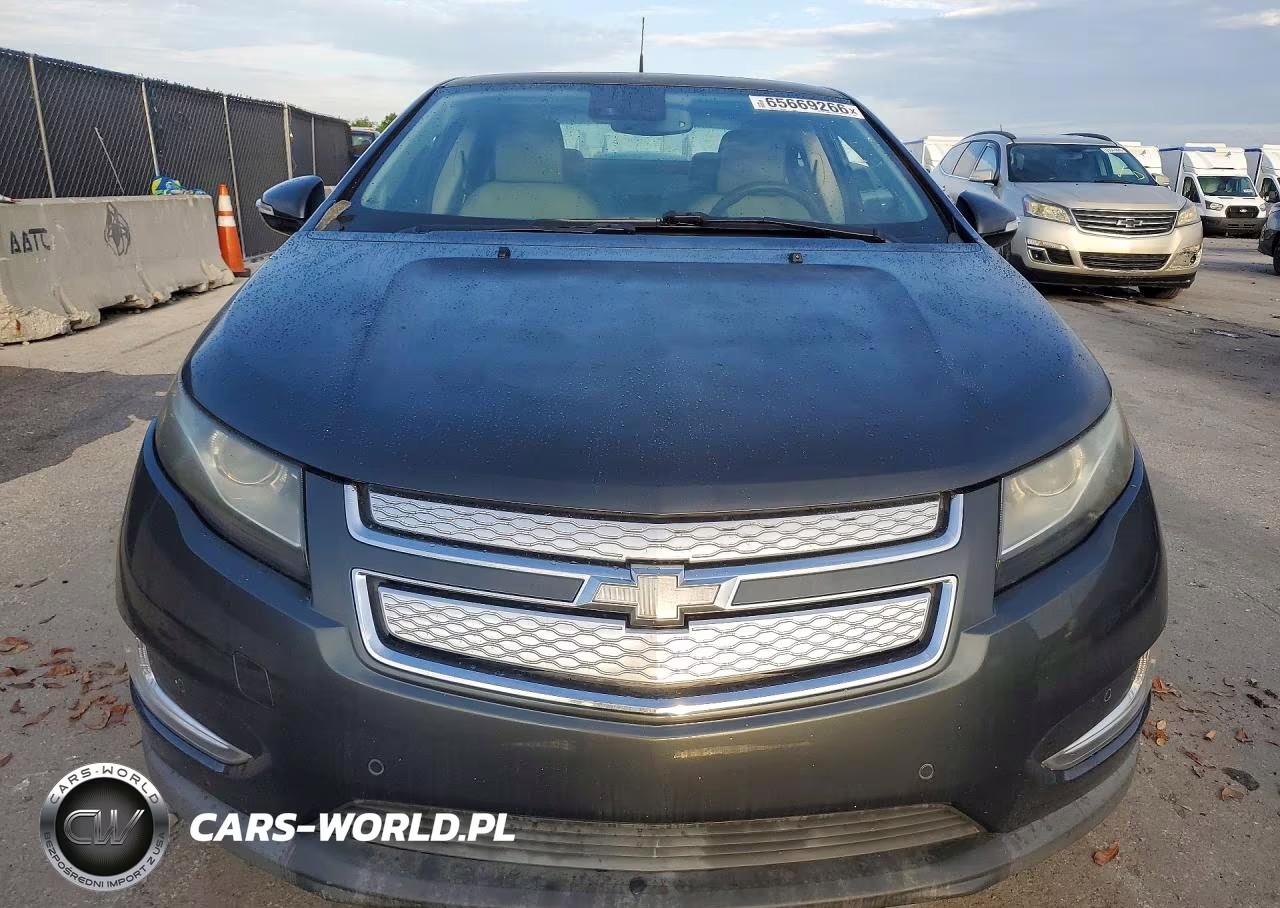 2014 Chevrolet Volt VIN:1G1RD6E47EU150576 - 5