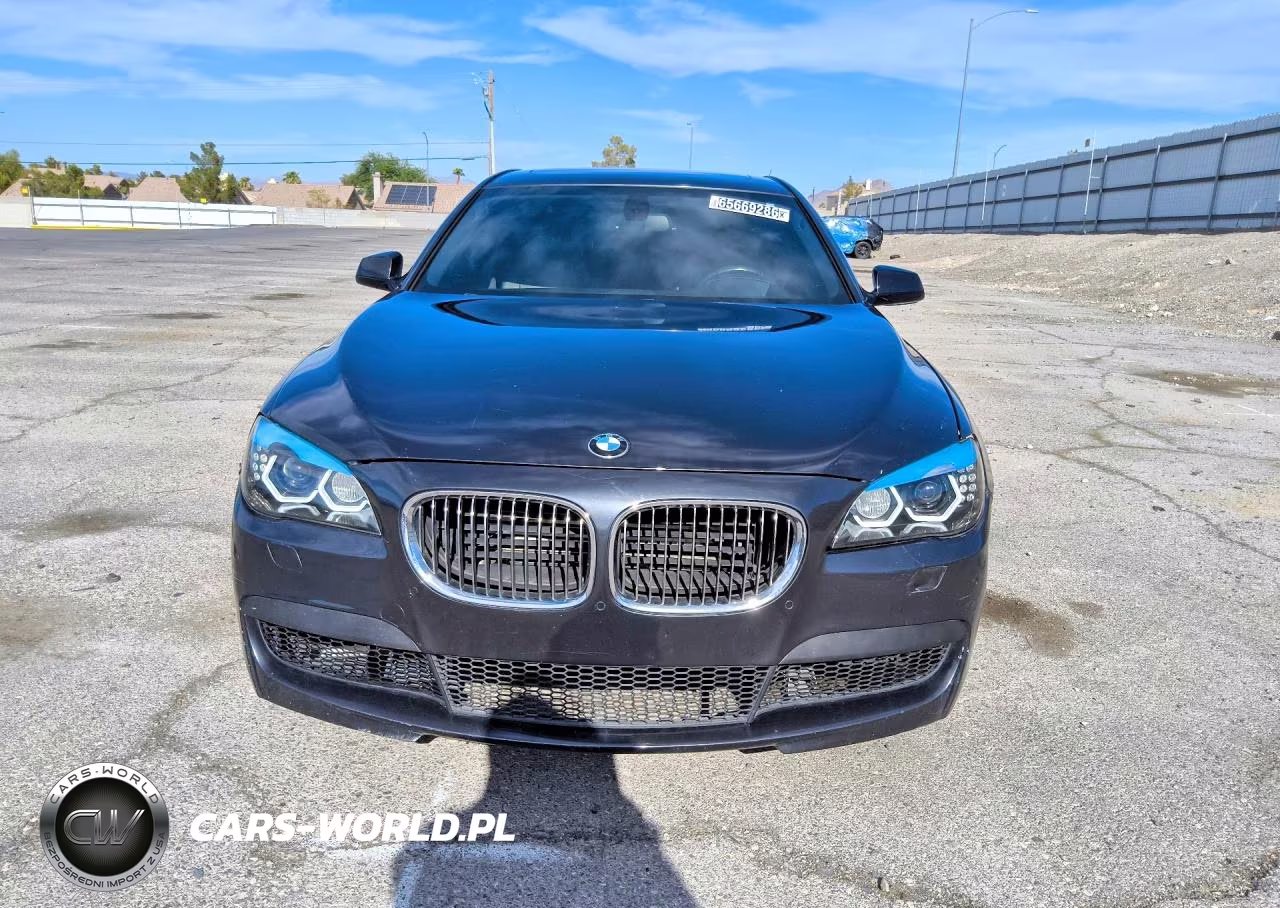 2012 BMW Alpina B7 VIN:WBAKA8C58CDS99761 - 5