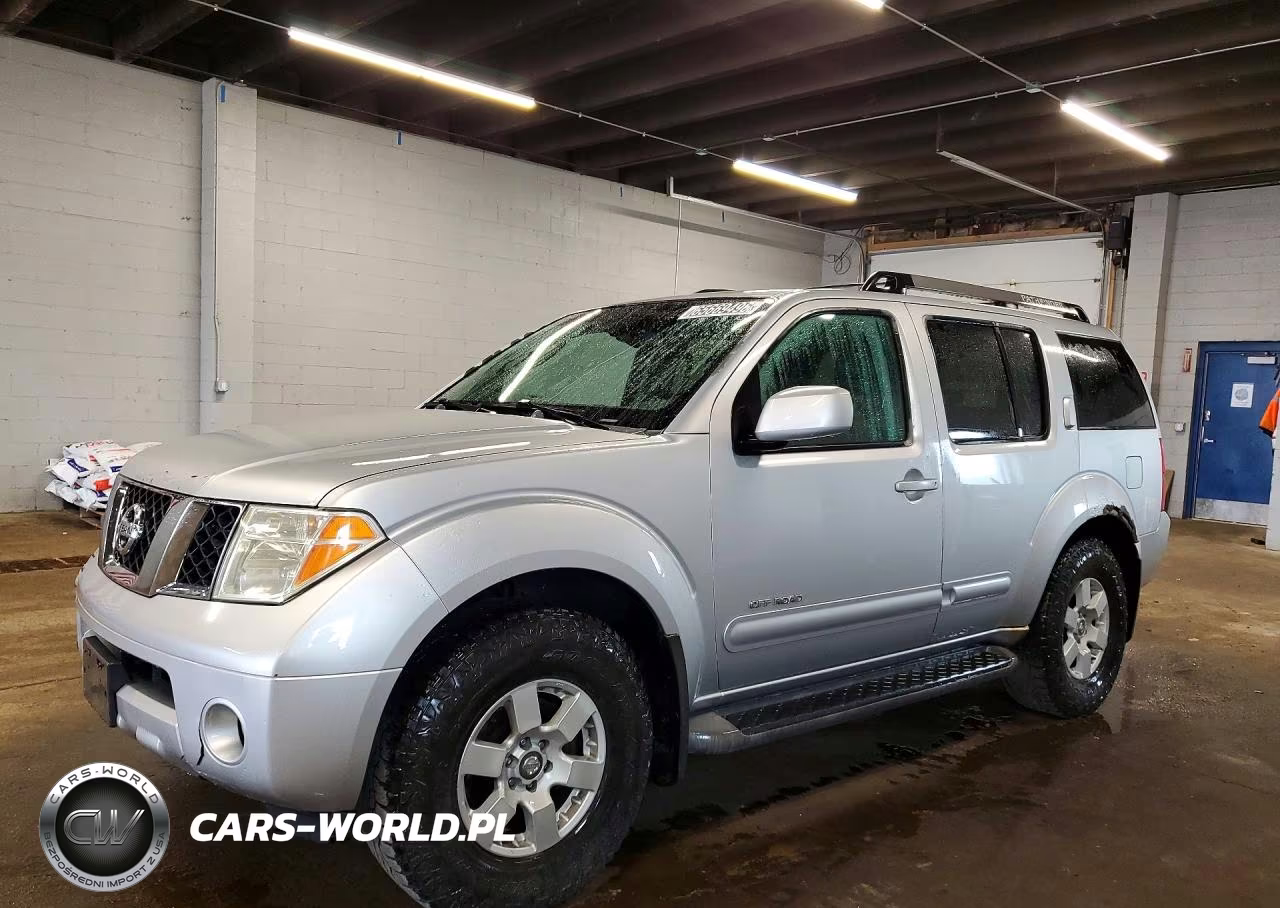 2005 Nissan Pathfinder Xe