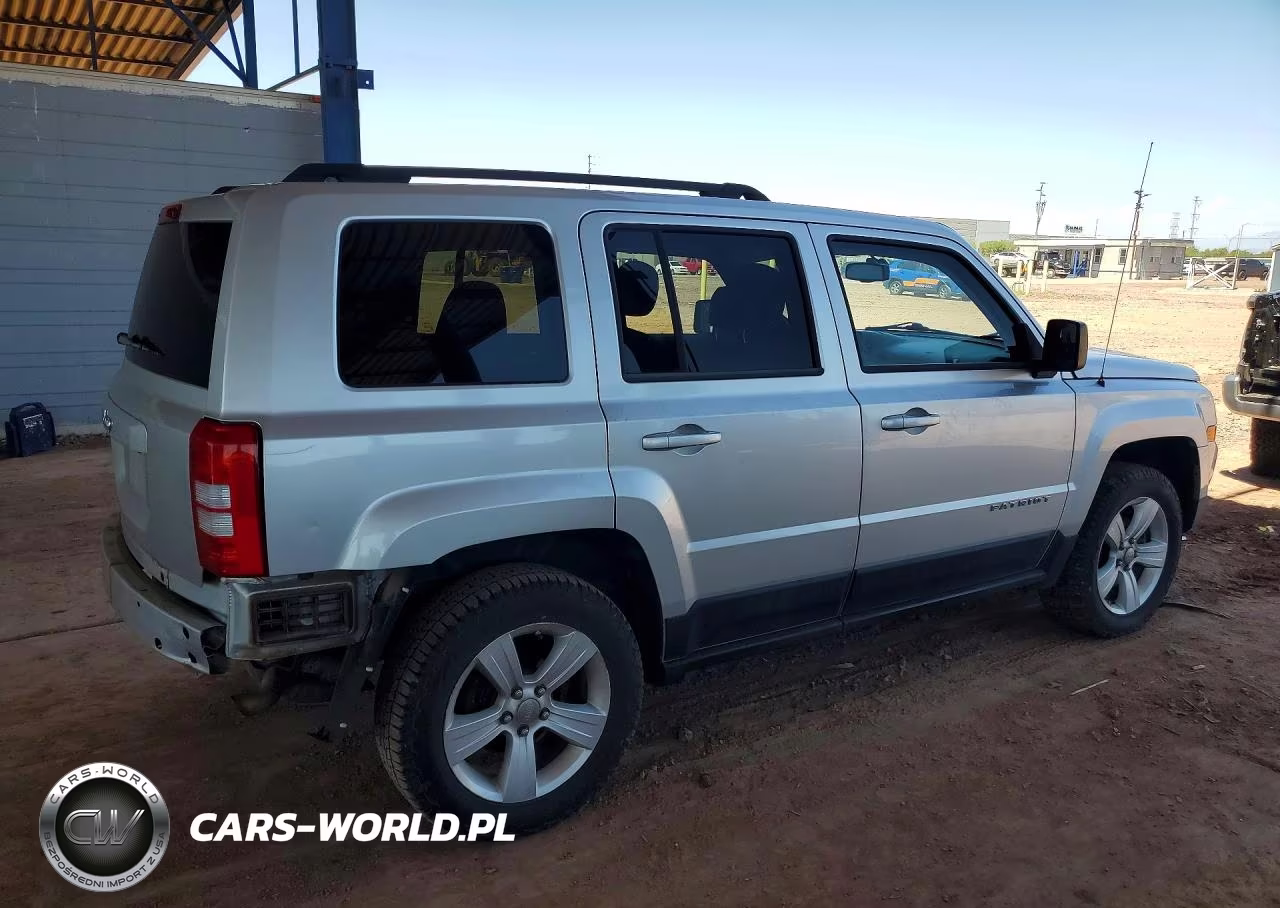 2012 Jeep Patriot Sport VIN:1C4NJRBBXCD539891 - 3