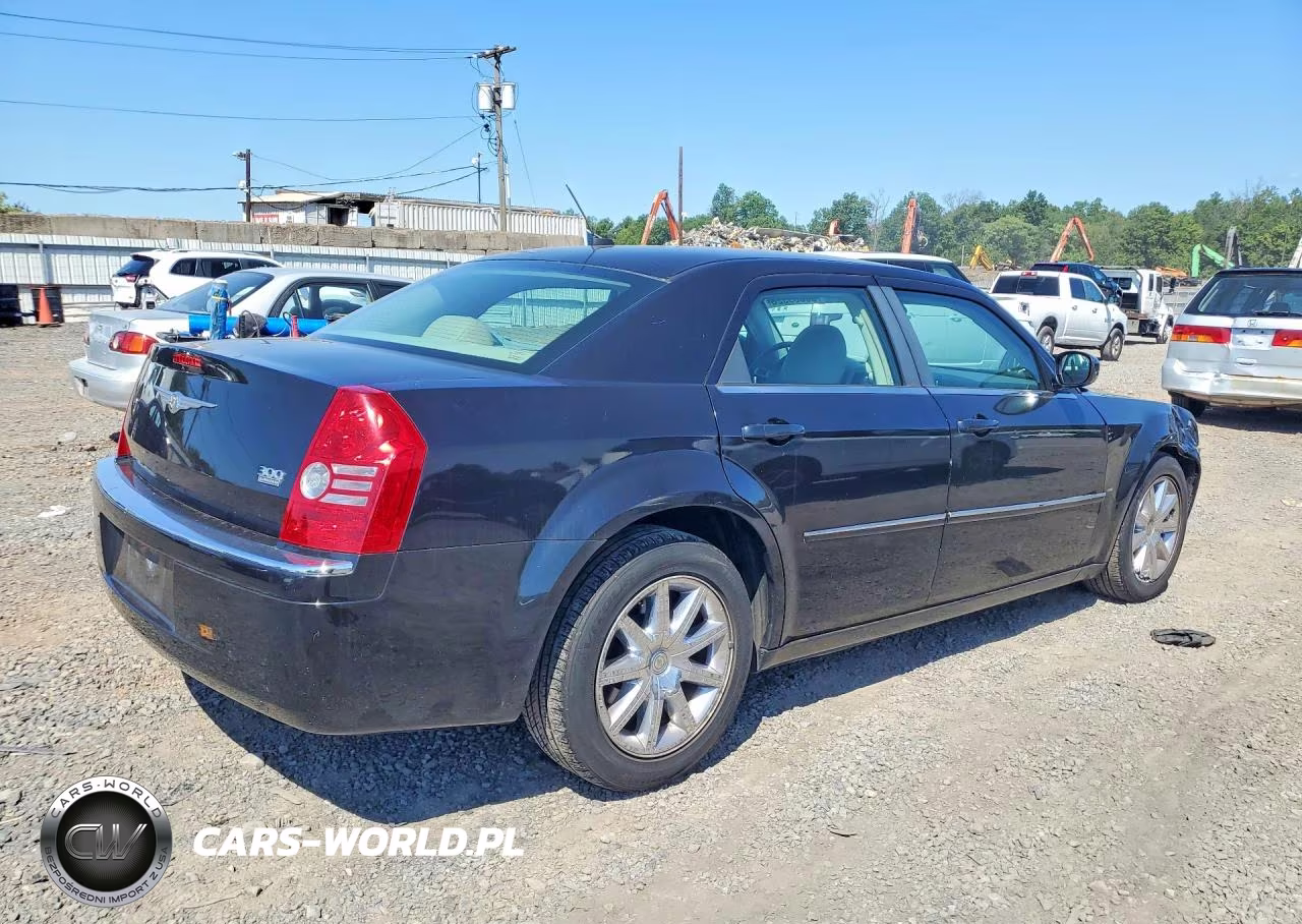2008 Chrysler 300 Limited VIN:2C3LA33GX8H217460 - 3