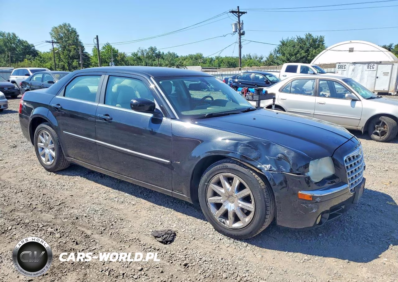 2008 Chrysler 300 Limited VIN:2C3LA33GX8H217460 - 4