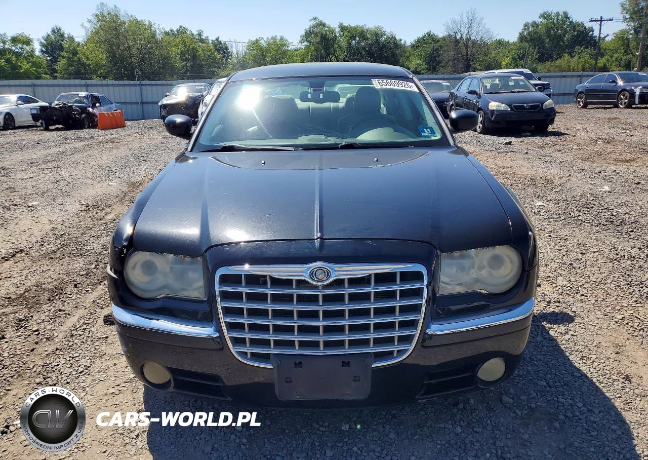 2008 Chrysler 300 Limited VIN:2C3LA33GX8H217460 - 5