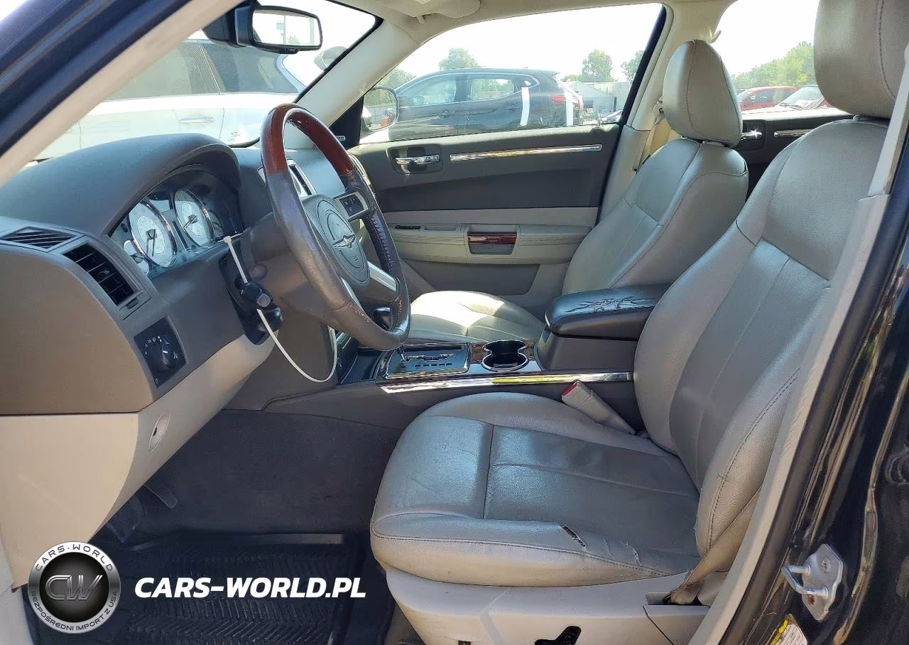 2008 Chrysler 300 Limited VIN:2C3LA33GX8H217460 - 7